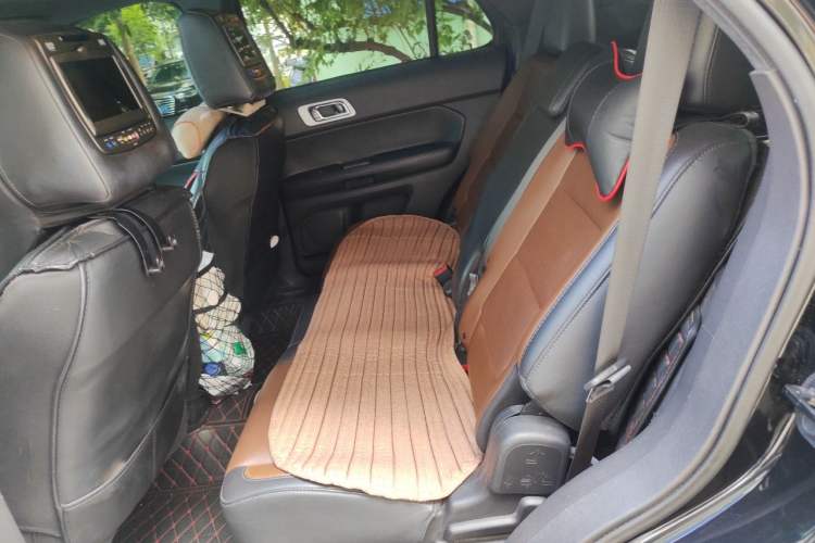 Used Ford Explorer 2013 3.5L Deluxe Model Left Rear Seat