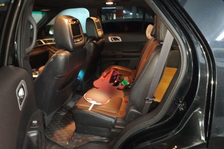 Used Ford Explorer 2013 3.5L Deluxe Model Left Rear Seat