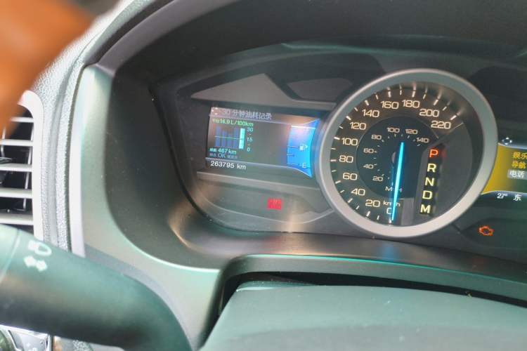 Used Ford Explorer 2013 3.5L Deluxe Model Odometer Close Up