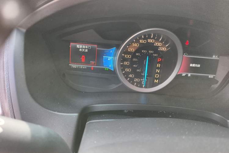 Used Ford Explorer 2013 3.5L Deluxe Model Odometer Close Up
