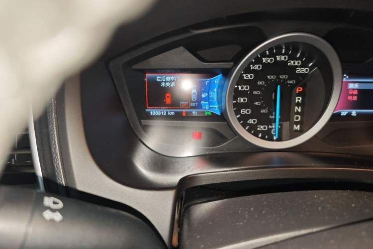Used Ford Explorer 2013 3.5L Deluxe Model Odometer Close Up