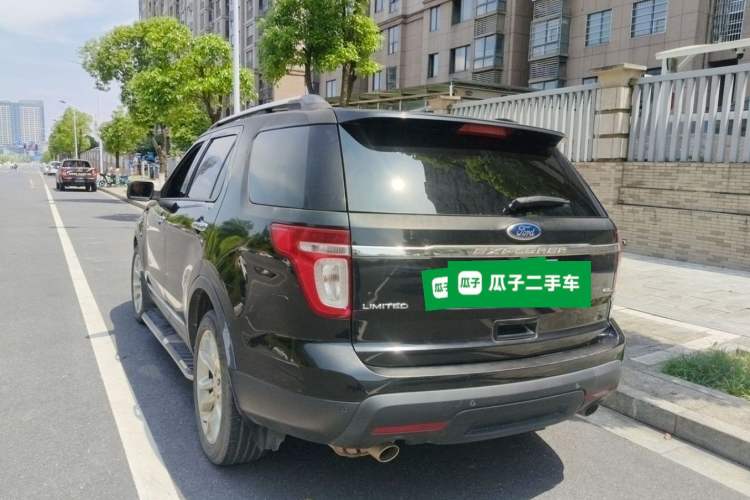Used Ford Explorer 2013 3.5L Deluxe Model Rear Left 45 Deg
