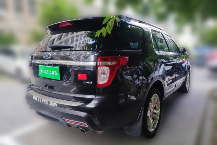 Used Ford Explorer 2013 3.5L Deluxe Model Rear Right 45 Deg