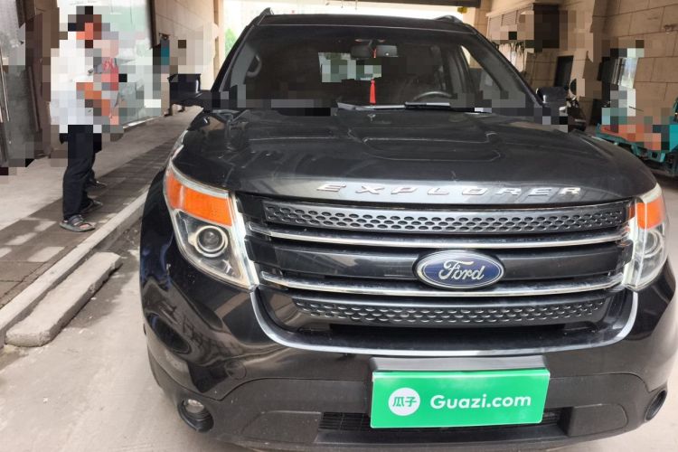 Used Ford Explorer 2013 3.5L Deluxe Model Right Front Headlight