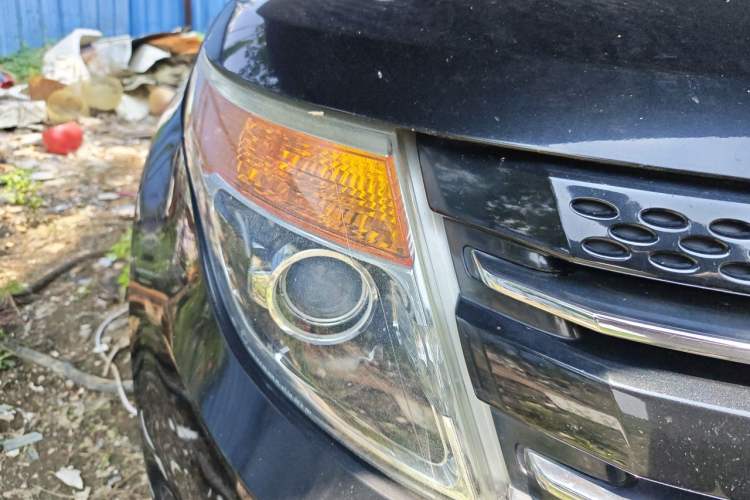 Used Ford Explorer 2013 3.5L Deluxe Model Right Front Headlight