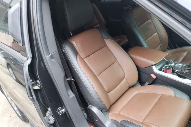 Used Ford Explorer 2013 3.5L Deluxe Model Right Front Seat