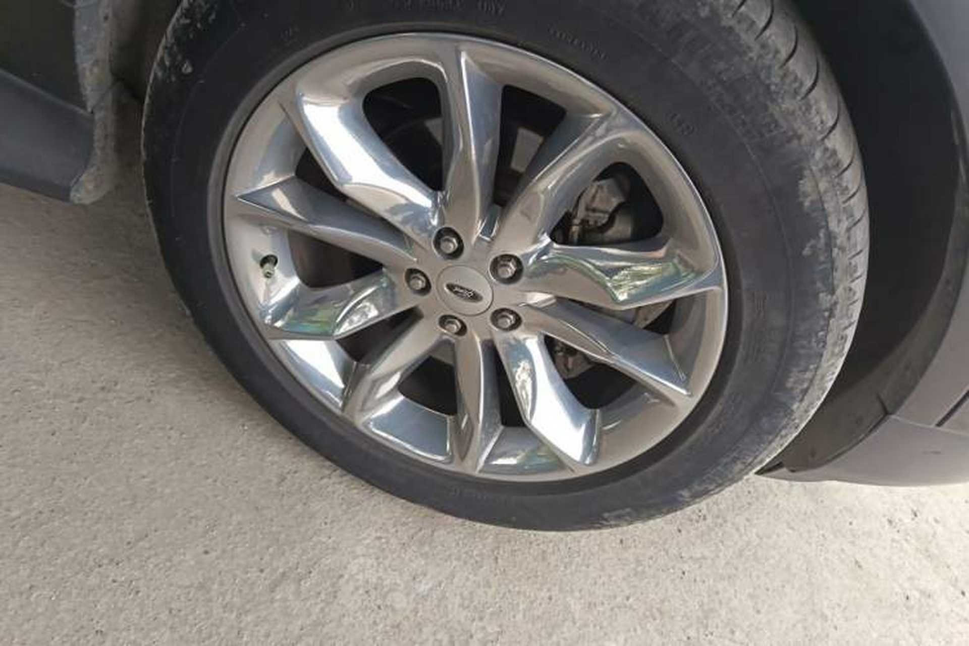 Used Ford Explorer 2013 3.5L Deluxe Model Right Front Wheel Hub
