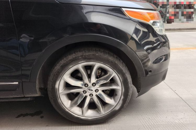 Used Ford Explorer 2013 3.5L Deluxe Model Right Front Wheel Hub