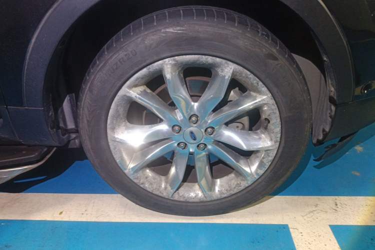 Used Ford Explorer 2013 3.5L Deluxe Model Right Front Wheel Hub