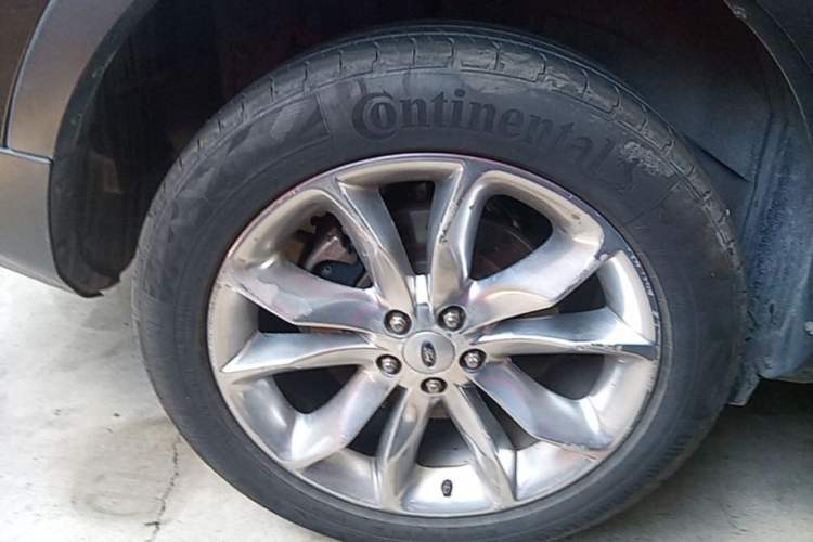 Used Ford Explorer 2013 3.5L Deluxe Model Right Rear Wheel Hub