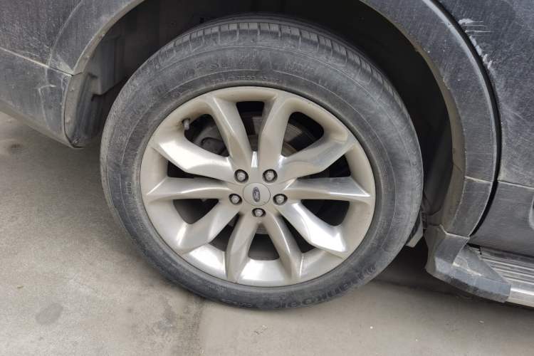 Used Ford Explorer 2013 3.5L Deluxe Model Right Rear Wheel Hub