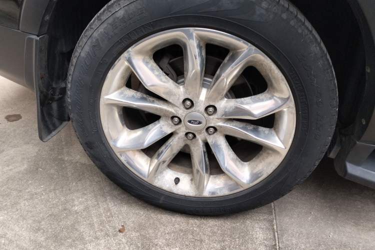 Used Ford Explorer 2013 3.5L Deluxe Model Right Rear Wheel Hub