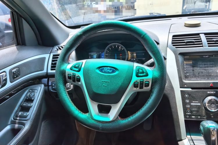 Used Ford Explorer  Steering Wheel