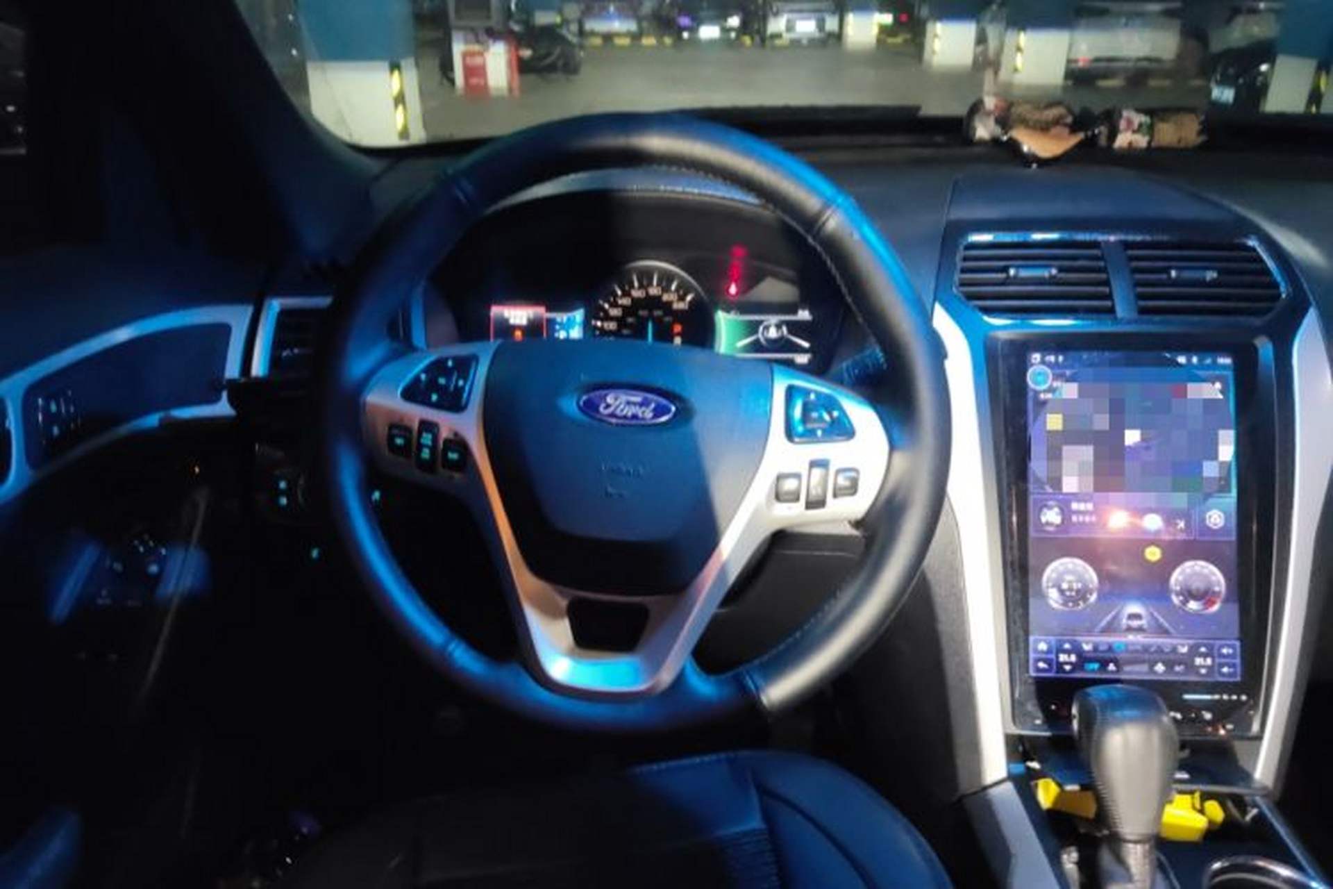 Used Ford Explorer 2013 3.5L Deluxe Model Steering Wheel