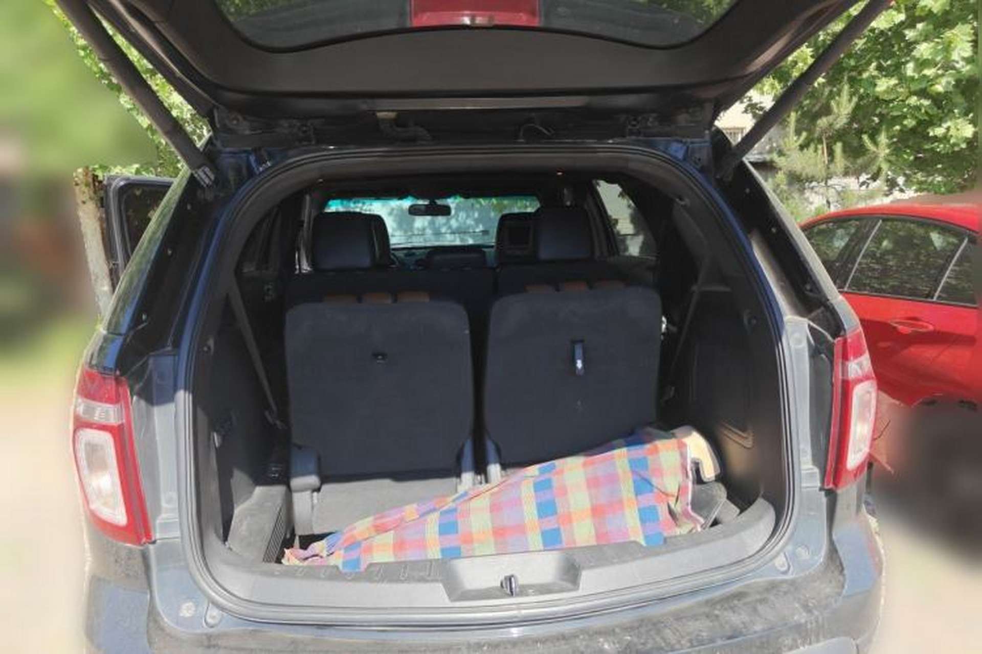 Used Ford Explorer 2013 3.5L Deluxe Model Trunk