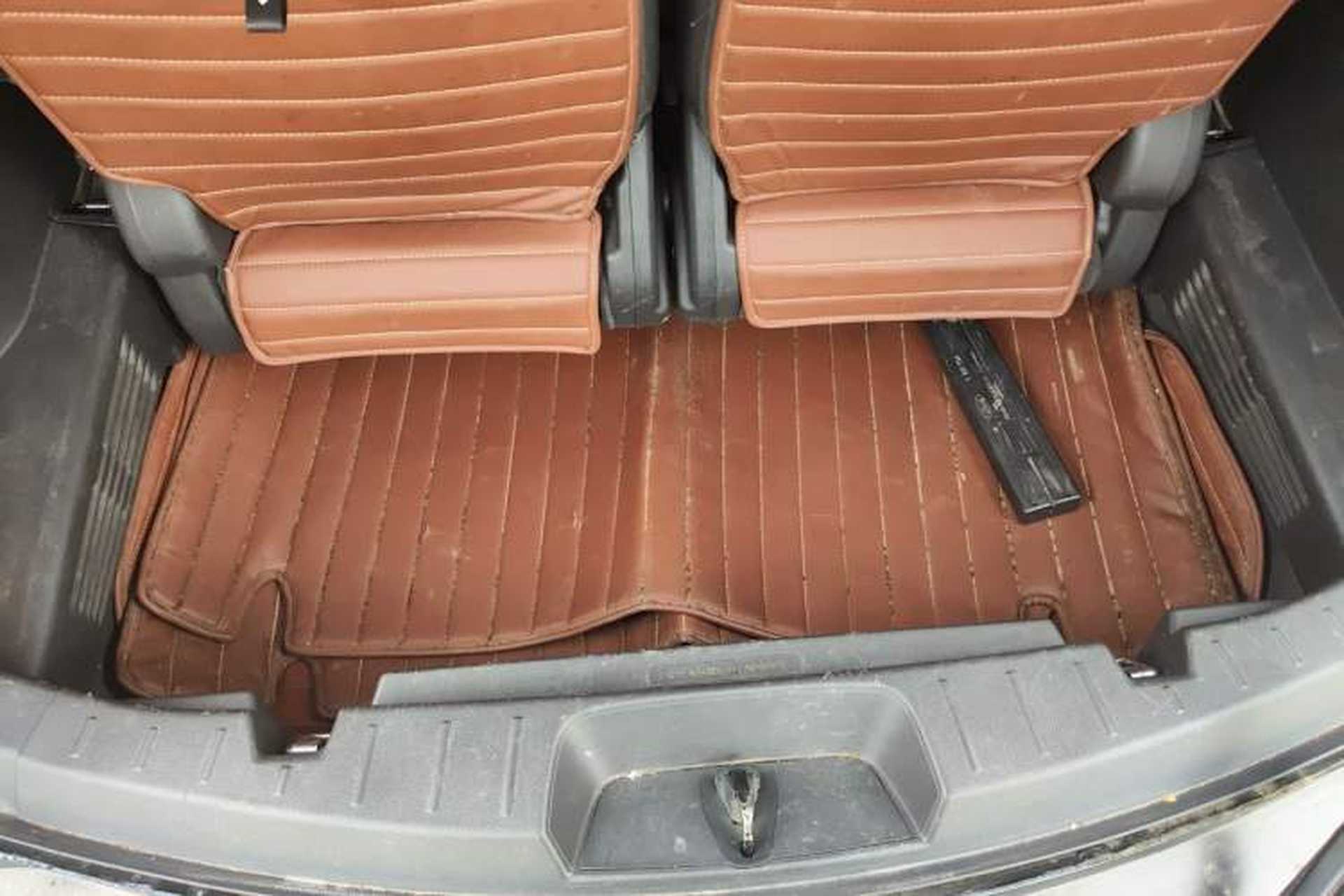 Used Ford Explorer 2013 3.5L Deluxe Model Trunk