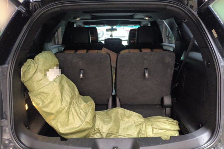 Used Ford Explorer 2013 3.5L Deluxe Model Trunk