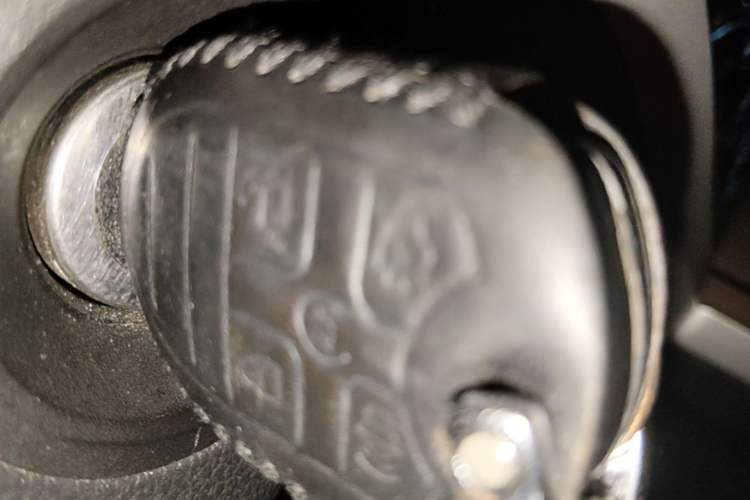 Used Ford Explorer 2013 3.5L Deluxe Model Vehicle Key