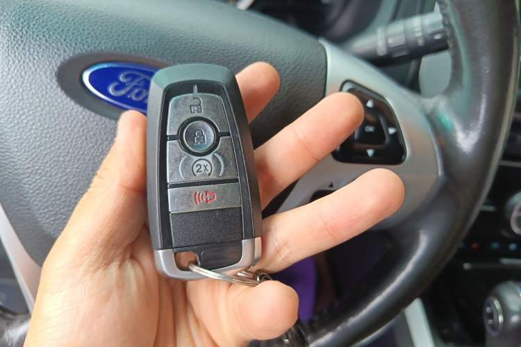 Used Ford Explorer 2013 3.5L Deluxe Model Vehicle Key