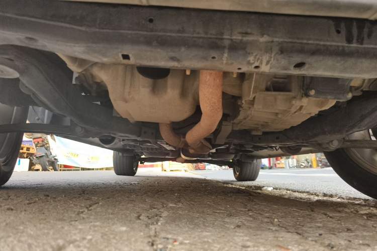 Used Ford Explorer 2013 3.5L Deluxe Model Chassis Front