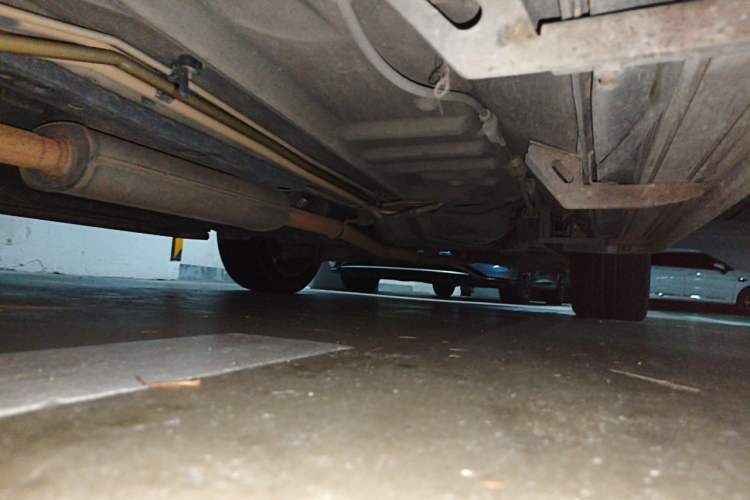 Used Ford Explorer 2013 3.5L Deluxe Model Chassis Front Left