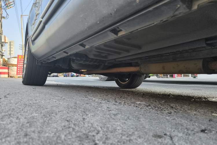 Used Ford Explorer 2013 3.5L Deluxe Model Chassis Front Right