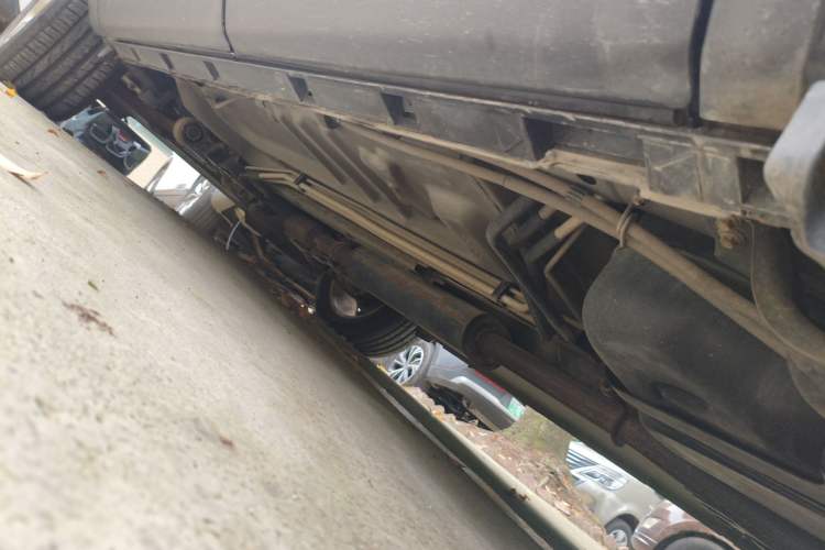 Used Ford Explorer 2013 3.5L Deluxe Model Chassis Rear Left