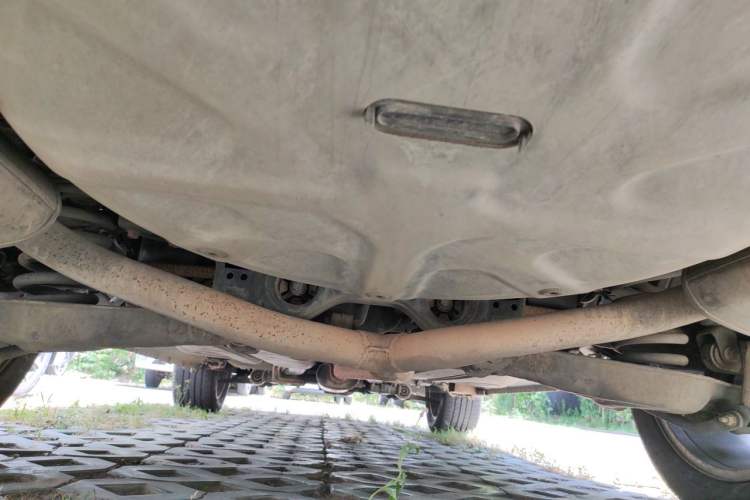 Used Ford Explorer 2013 3.5L Deluxe Model Chassis Rear