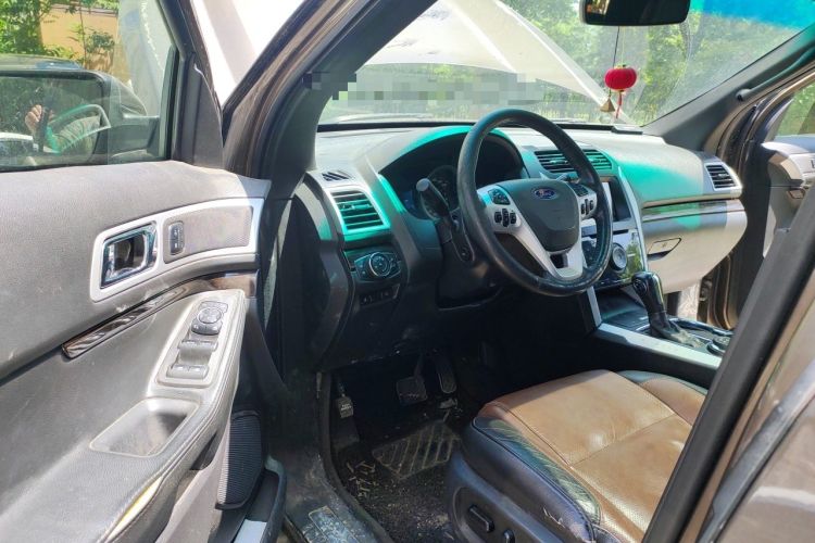 Used Ford Explorer 2013 3.5L Deluxe Model Driver Seat