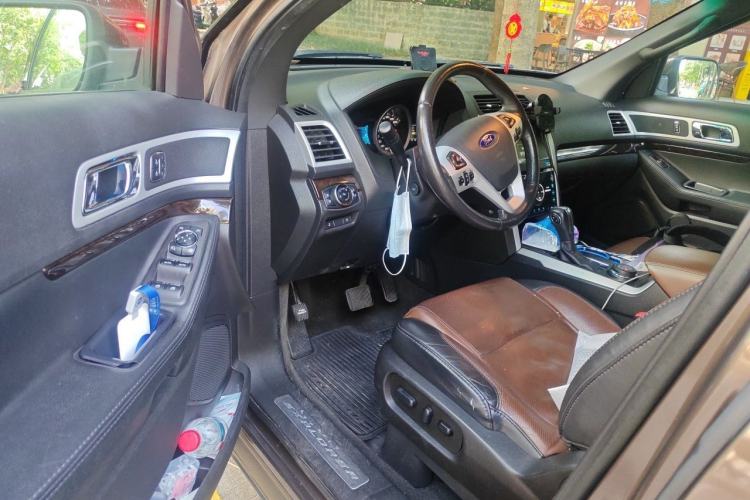 Used Ford Explorer 2013 3.5L Deluxe Model Driver Seat