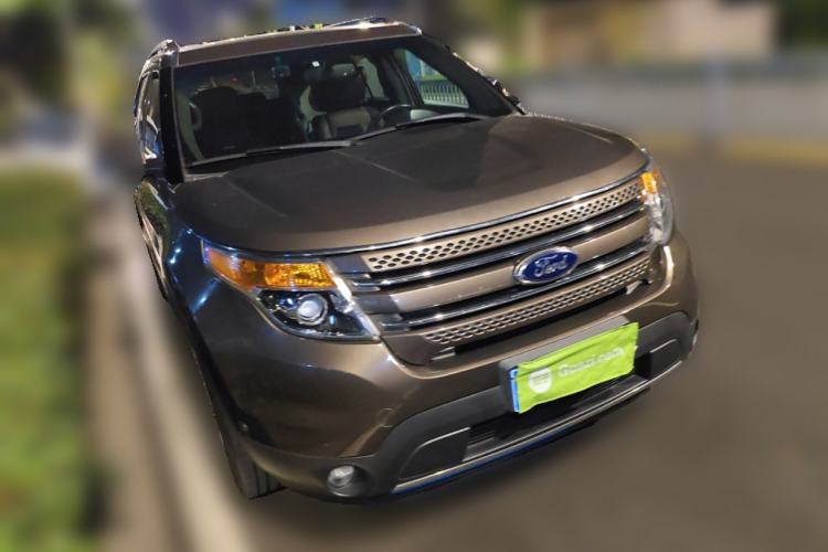 Used Ford Explorer 2013 3.5L Deluxe Model Exterior 2