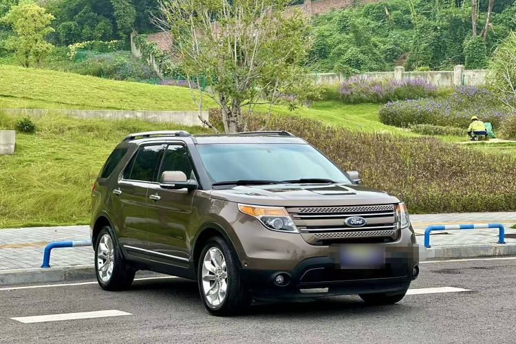 Used Ford Explorer 2013 3.5L Deluxe Model Exterior 2