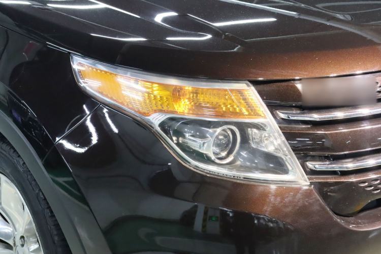 Used Ford Explorer 2013 3.5L Deluxe Model Exterior 4