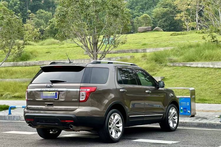 Used Ford Explorer 2013 3.5L Deluxe Model Exterior 5