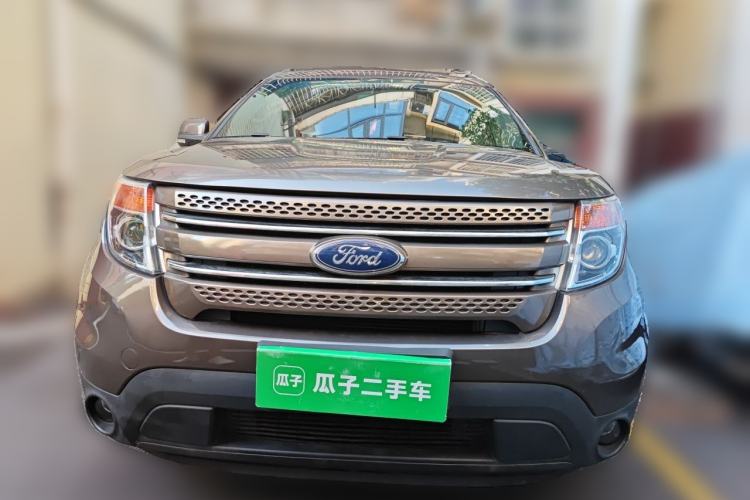 Used Ford Explorer 2013 3.5L Deluxe Model Front