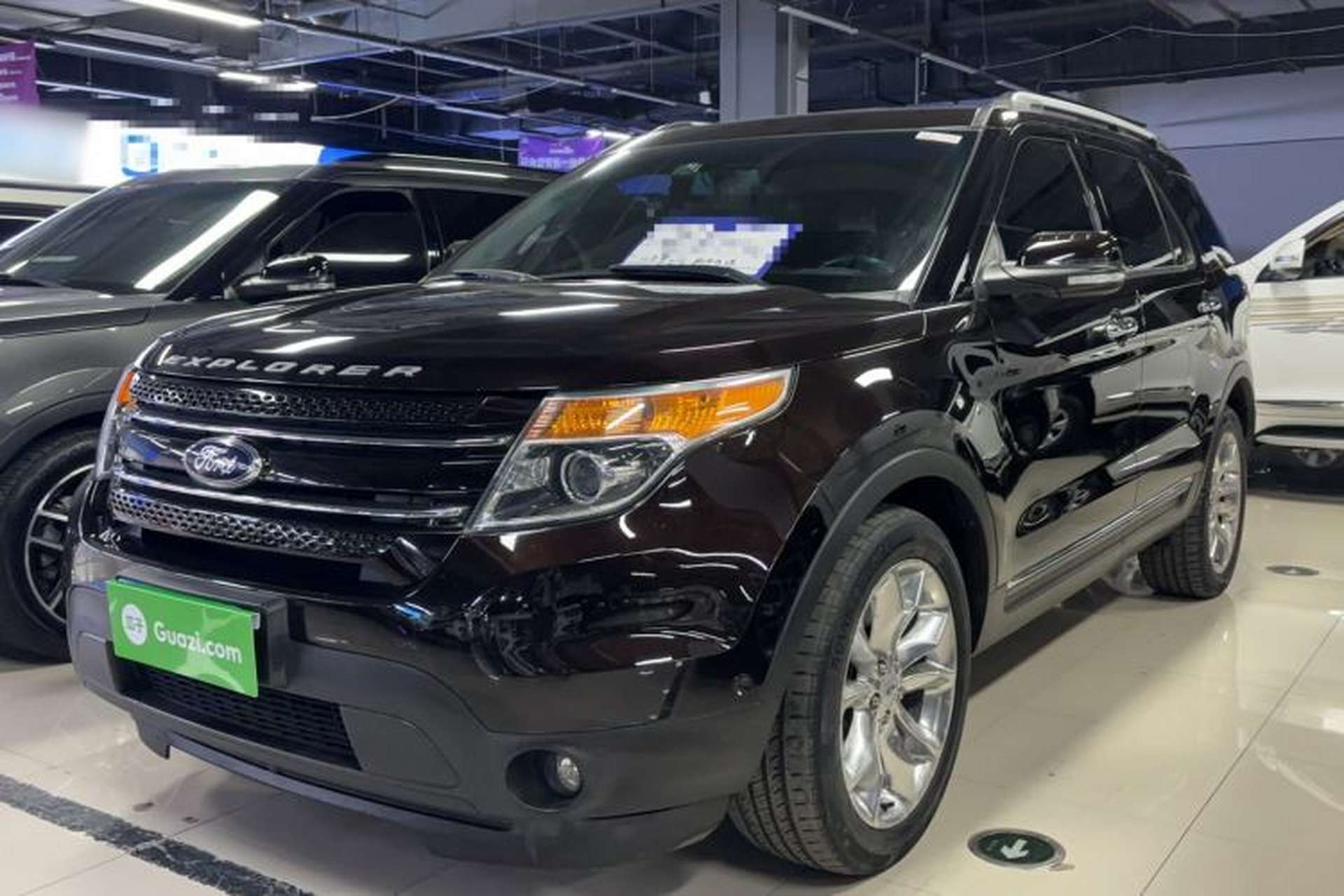 Used Ford Explorer 2013 3.5L Deluxe Model Front Left 45 Deg
