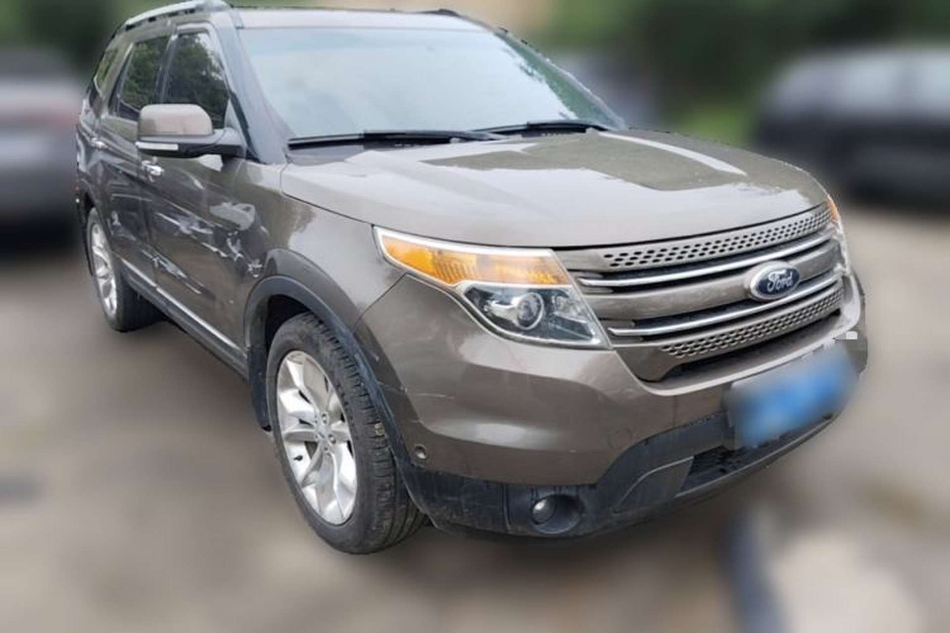 Used Ford Explorer 2013 3.5L Deluxe Model Front Right 45 Deg