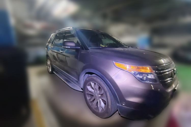 Used Ford Explorer 2013 3.5L Deluxe Model Front Right 45 Deg