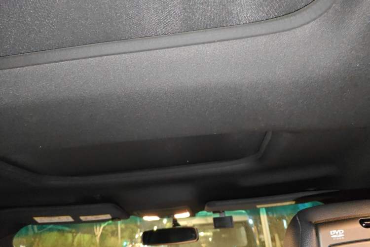 Used Ford Explorer 2013 3.5L Deluxe Model Headliner