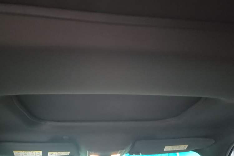Used Ford Explorer 2013 3.5L Deluxe Model Headliner