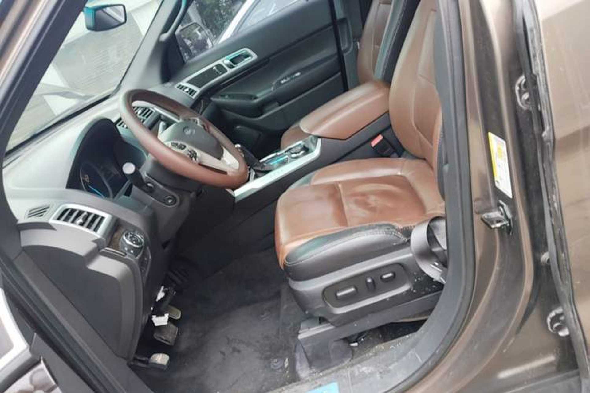 Used Ford Explorer 2013 3.5L Deluxe Model Left Front Seat