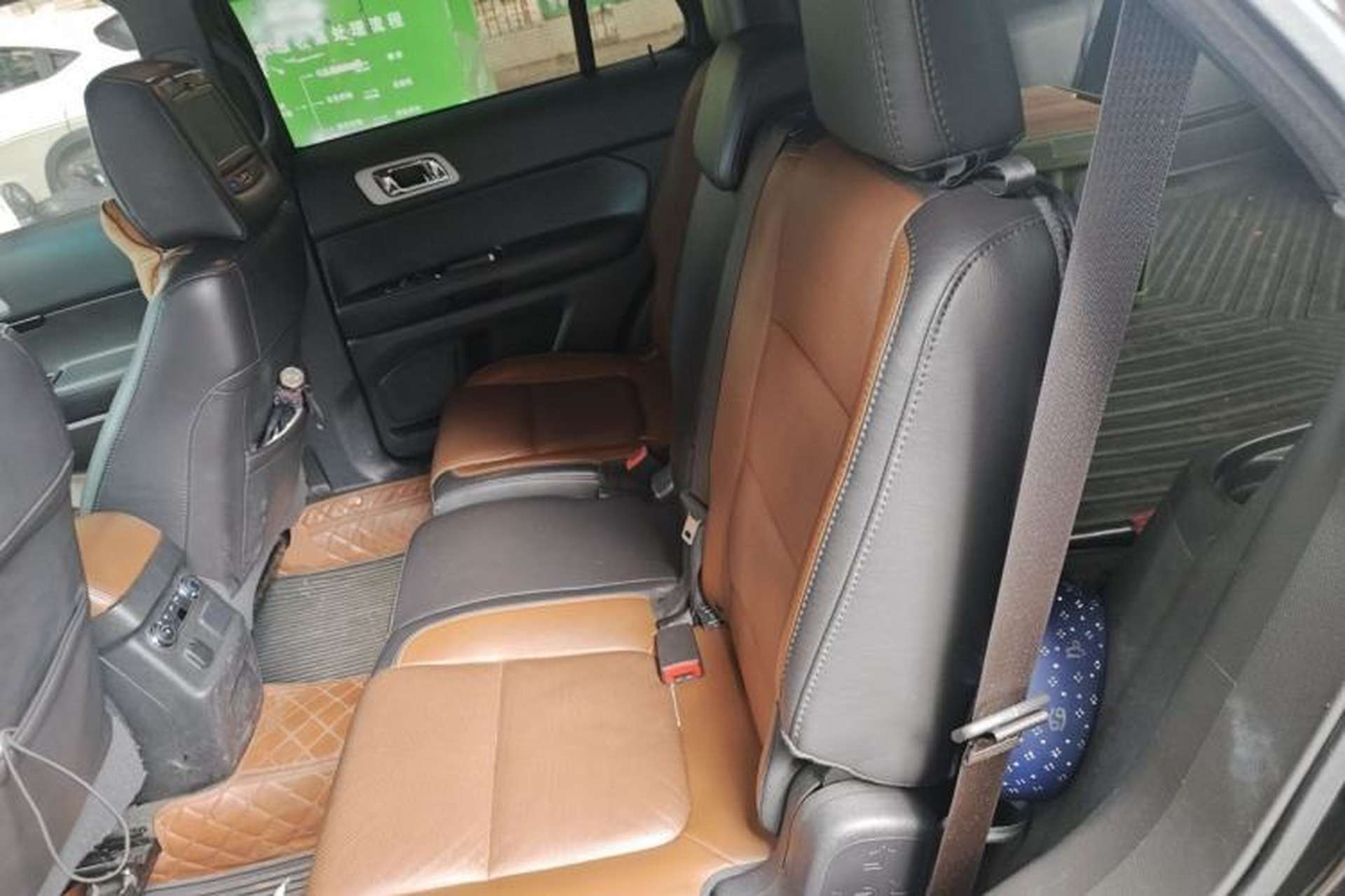 Used Ford Explorer 2013 3.5L Deluxe Model Left Rear Seat