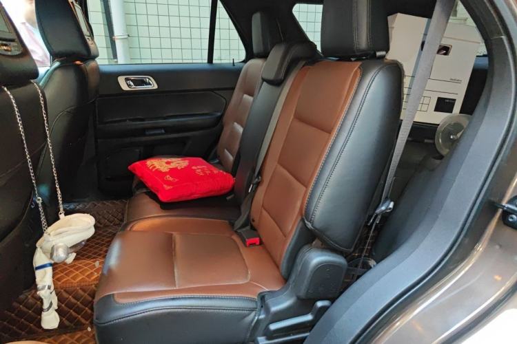 Used Ford Explorer 2013 3.5L Deluxe Model Left Rear Seat