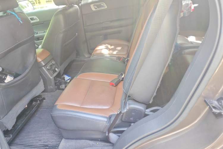 Used Ford Explorer 2013 3.5L Deluxe Model Left Rear Seat