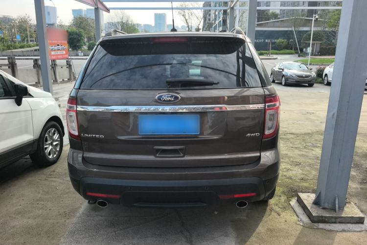 Used Ford Explorer 2013 3.5L Deluxe Model Rear
