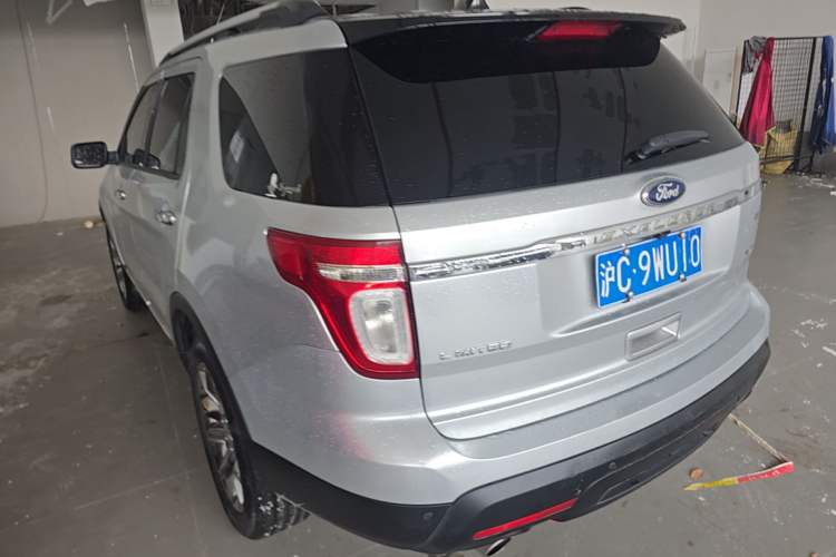 Used Ford Explorer 2013 3.5L Deluxe Model Rear Left 45 Deg