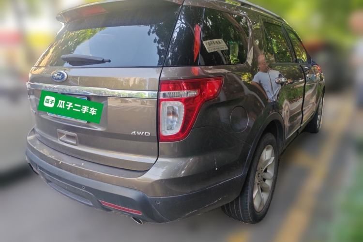 Used Ford Explorer 2013 3.5L Deluxe Model Rear Right 45 Deg