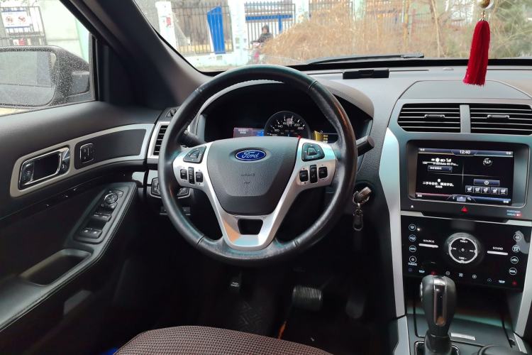 Used Ford Explorer  Steering Wheel