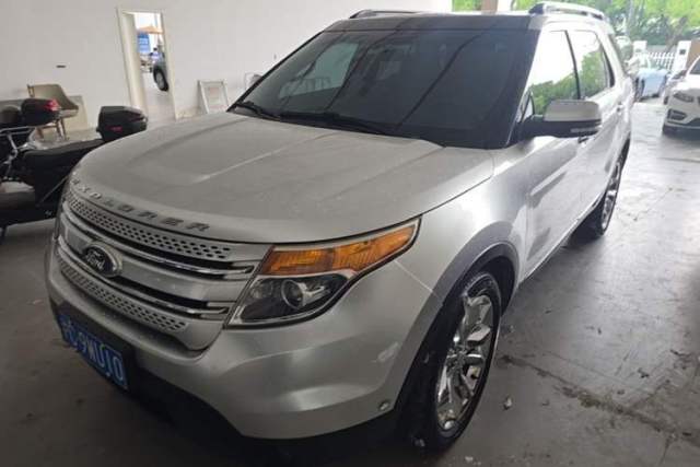Used Ford Explorer 2013 3.5L Deluxe Model