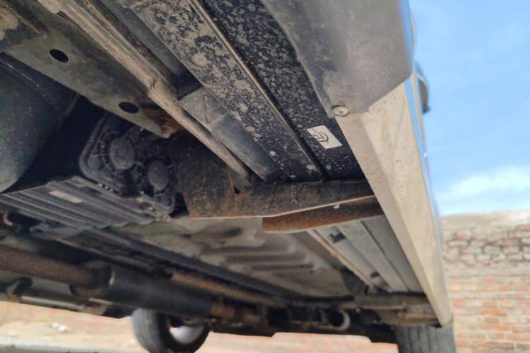 Used Ford Explorer 2013 3.5L Deluxe Model Chassis Rear Right